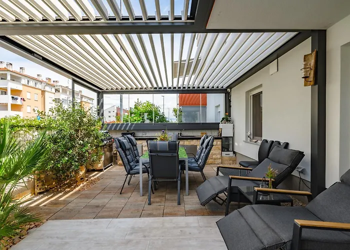 Anna House With Apartman Umag