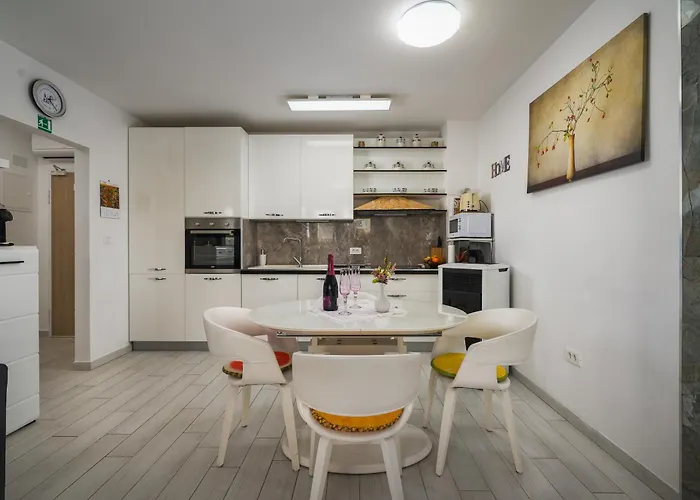 Apartman Anna House With Umag